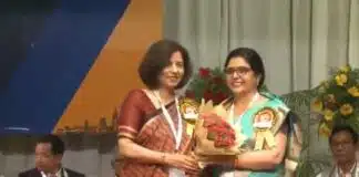 Bhagalpur News : एलडीएम की माता मेनका मल्लिक मैथिली भाषा में अनुवाद के लिए पुरस्कृत मेनका मल्लिक