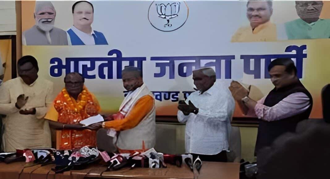 चंपाई सोरेन के बाद लोबिन हेम्ब्रम ने भी BJP का थामा दामन