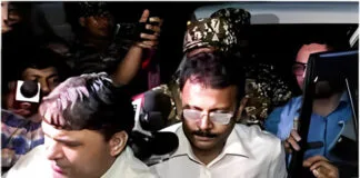 Kolkata Doctor Murder Case: महिला डॉक्टर की हत्या के मामले में सीबीआइ की बड़ी कार्रवाई, पूर्व प्रिंसिपल संदीप घोष और SHO गिरफ्तार Kolkata Doctor Murder Case