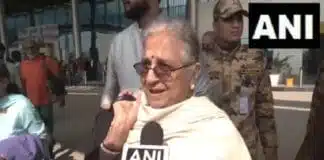 MahaKumbh Mela: साधारण पहनावा और हाथ में थैला लिए महाकुंभ पहुंचीं 775 करोड़ की मालकिन, नाम जानकर रह जाएंगे दंग MahaKumbh Mela