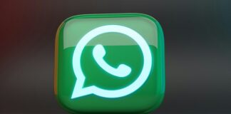 WhatsApp की बड़ी कार्रवाई