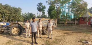 भागलपुर में बालू की अवैध ढुलाई करते ट्रैक्टर व जुगाड़ गाड़ी जब्त
