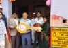 भागलपुर में लाभुकों को चाबी देकर कराया गृह प्रवेश