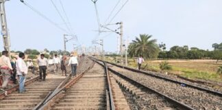 रेलवे ट्रैक का कराया गया मेंटेनेंस