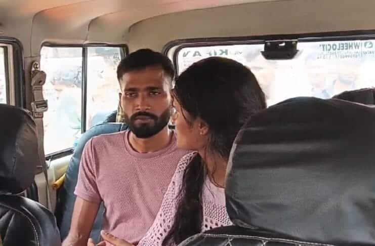 प्रमी ने प्रेमिका की सरेआम भर दी मांग