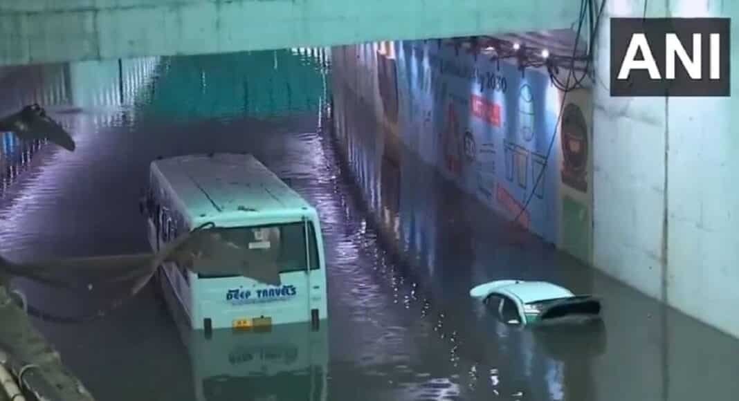 जलभराव को लेकर की बीजेपी की आलोचना