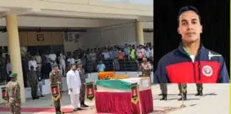 ड्रोन हमले में शहीद रामबाबू का पार्थिव शरीर पहुंचा पटना, एयरपोर्ट पर तेजस्वी यादव ने भी दी श्रद्धांजलि शहीद रामबाबू का पार्थिव शरीर पहुंचा पटना