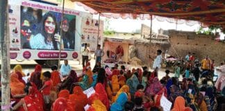 आत्मनिर्भर बना रहा जीविका