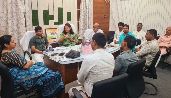 नगर निगम में सफाई के मुद्दे पर बैठक