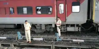 Bhagalpur News: भागलपुर में रेलवे ट्रैक किनारे मिली सिर कटी लाश, मौत पर गहराया रहस्य भागलपुर में रेलवे ट्रैक किनारे मिली सिर कटी लाश