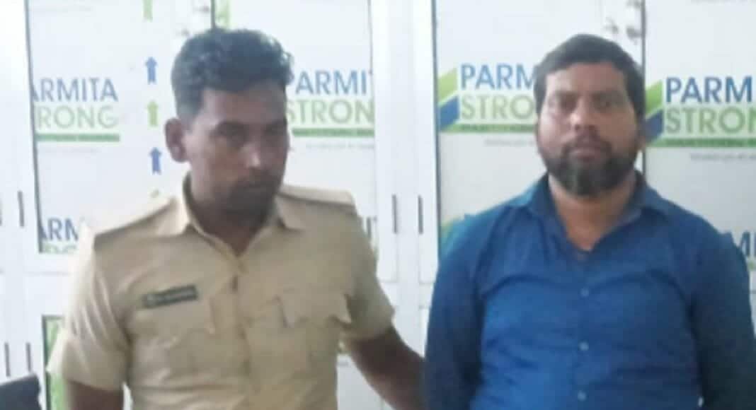 रंगेहाथ धराया सरकारी इंजीनियर