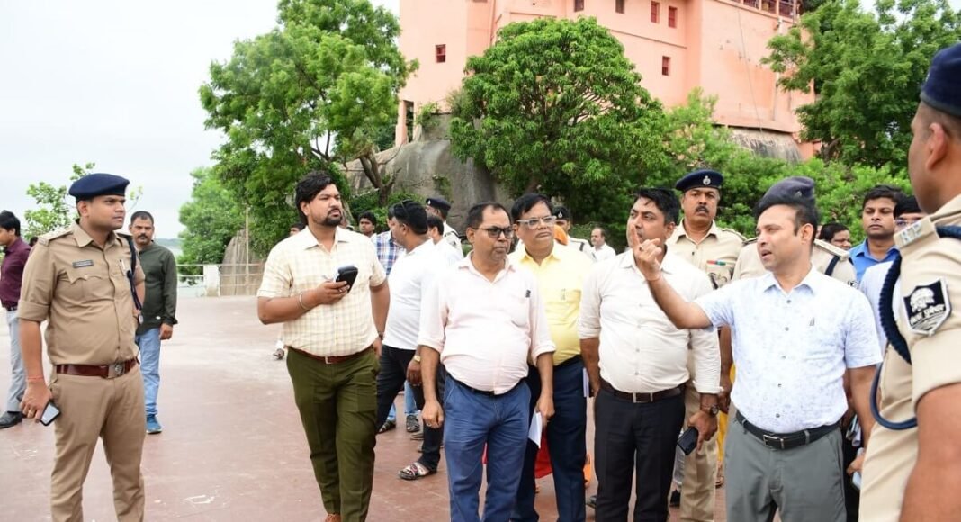 DM ने दिए 7 दिन में काम पूरे करने के आदेश