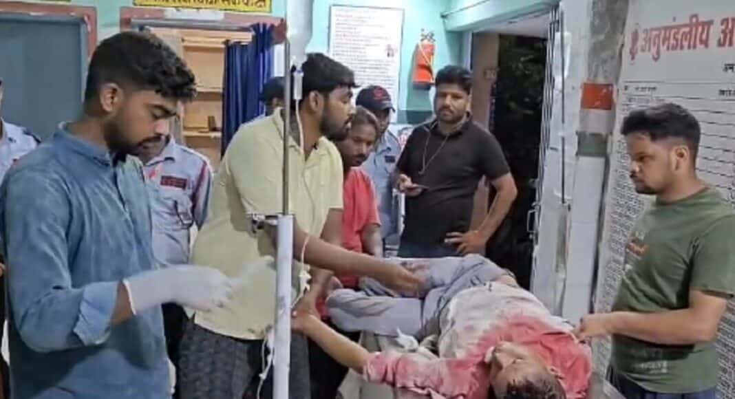 टोटो रोक सिर पर चाकू से किया वार