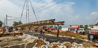 Bhagalpur Railway: बाराहाट-मंदारहिल सेक्शन में आरसीसी बॉक्स सब-वे लांचिंग निर्धारित समय से पहले पूरी