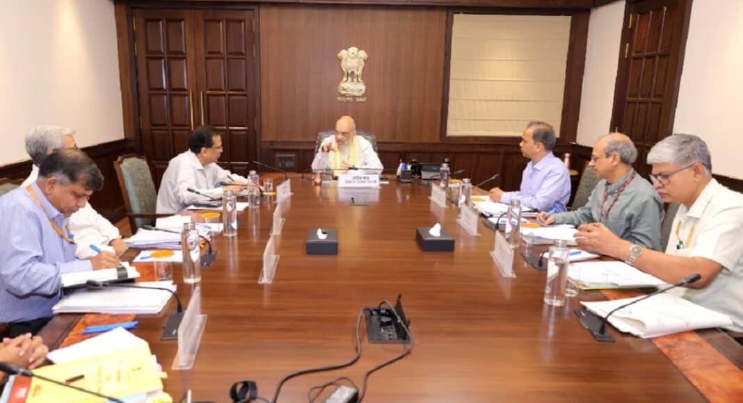 अमित शाह ने की समीक्षा बैठक