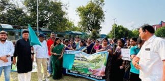 वृक्षारोपण के साथ मच्छर मुक्ति अभियान