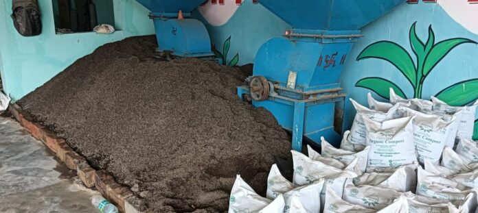6 माह में एक मुट्ठी भी नहीं बिकी खाद