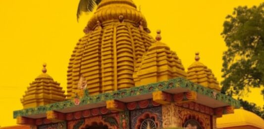 चुनावी तैयारियों की समीक्षा में जुटे प्रेक्षक