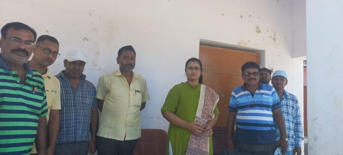 बीएलओ ने लिए दावे और आपत्तियां