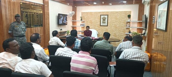 सफाई एजेंसियों पर कसा शिकंजा