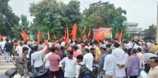 फतेहपुर में विवाद भड़का