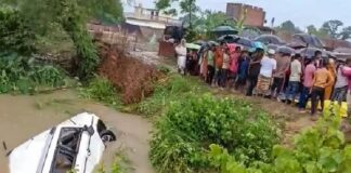 Gonda Accident: गोंडा में श्रद्धालुओं से भरी SUV सरयू में समाई – 11 की दर्दनाक मौत गोंडा में श्रद्धालुओं से भरी SUV सरयू में समाई