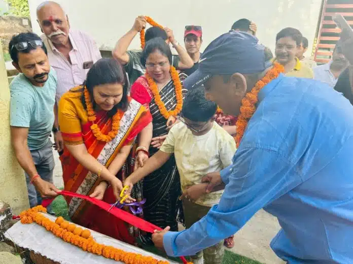 Mayor मेयर ने 2 वार्डों में किया शिलान्यास