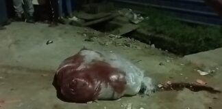 थाने के सामने बोरे में शव होने की अफवाह