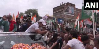 राहुल गांधी के काफिले की गाड़ी से पुलिसकर्मी जख्मी