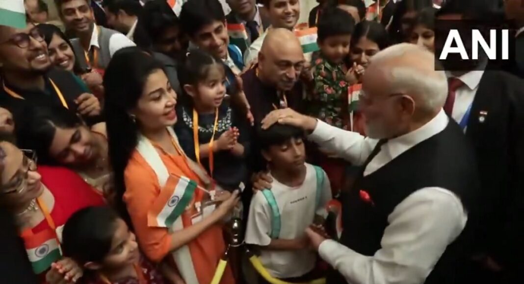 पीएम मोदी तियानजिन पहुंचे
