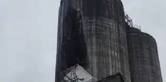 बीसीसीएल ब्लॉक-2 न्यू मधुबन वाशरी में 80 फीट ऊंचा साइलो ढहा, इलाके में मची अफरा-तफरी बीसीसीएल ब्लॉक-2 न्यू मधुबन वाशरी में बड़ा हादसा