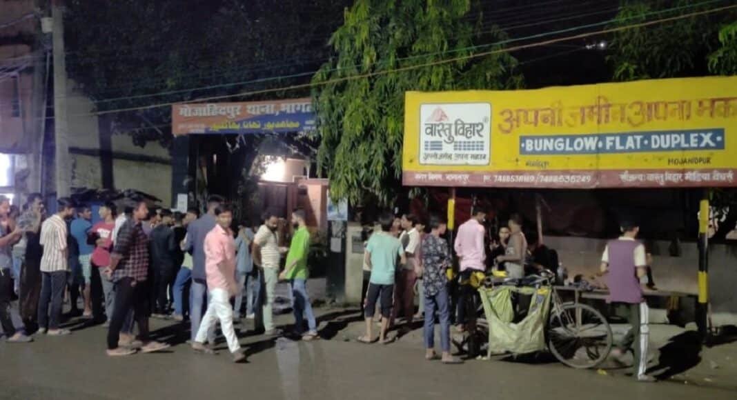 भागलपुर में हरे झंडे को लेकर विवाद