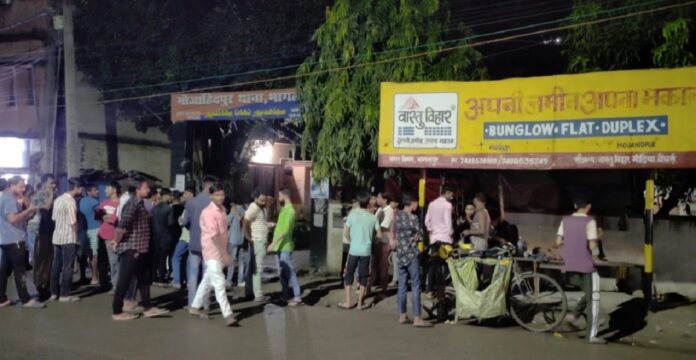 भागलपुर में हरे झंडे को लेकर विवाद