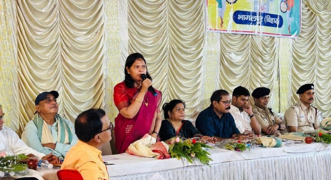 दुर्गा पूजा महोत्सव की तैयारी