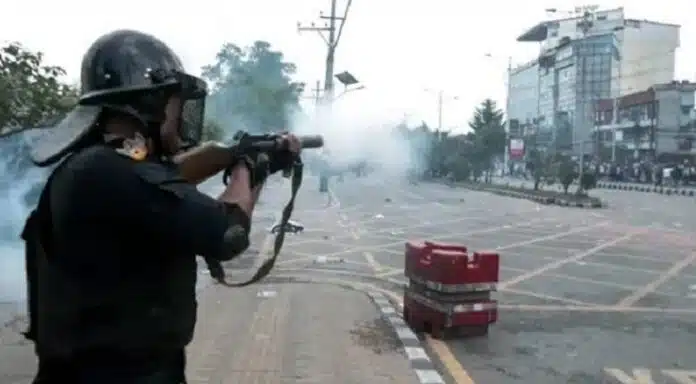 Nepal Protest नेपाल में कर्फ्यू, रांची के 12 लोग होटल में कैद