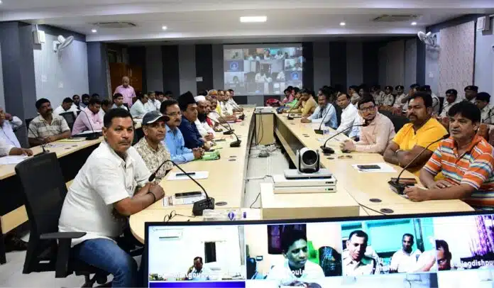 shanti samiti meeting शांति समिति की बैठक में कड़ा निर्देश