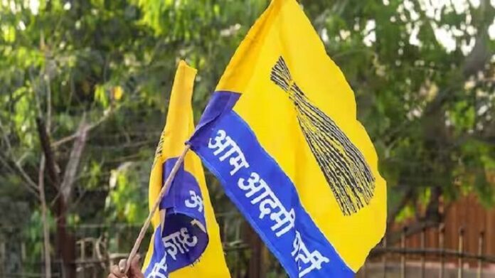 Bihar Election Update: चुनाव से पहले AAP ने जारी की प्रत्याशियों की सूची, आयोग आज देगा आधिकारिक चुनाव तारीखें