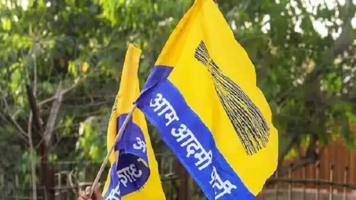AAP Bihar Election Update: चुनाव से पहले AAP ने जारी की प्रत्याशियों की सूची, आयोग आज देगा आधिकारिक चुनाव तारीखें