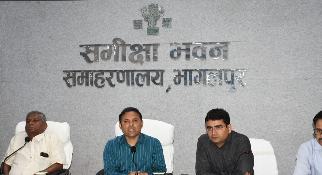 भागलपुर में माइक्रो ऑब्जर्वरों का रैंडमाइजेशन पूरा