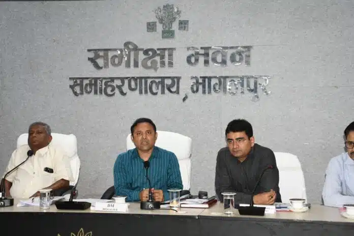 Bhagalpur DM Election भागलपुर में माइक्रो ऑब्जर्वरों का रैंडमाइजेशन पूरा