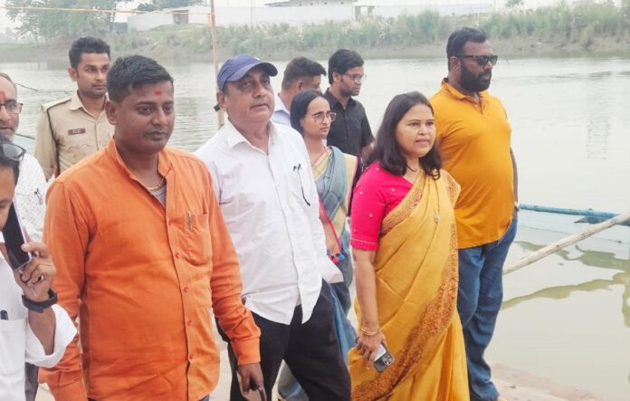 मेयर संतुष्ट फिर भी घाट अधूरे