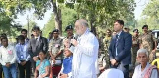 Chhattisgarh Naxal Operation: छत्तीसगढ़ में 78 नक्सलियों ने किया आत्मसमर्पण, अमित शाह बोले- 2026 तक देश वामपंथी उग्रवाद के खतरे से मुक्त होगा छत्तीसगढ़ में 78 नक्सलियों ने किया आत्मसमर्पण