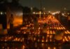 1.5 लाख दीयों से जगमगाई दिल्ली