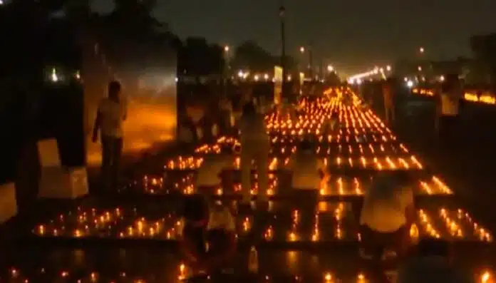 Kartavya Path Diwali Video 1.5 लाख दीयों से जगमगाई दिल्ली