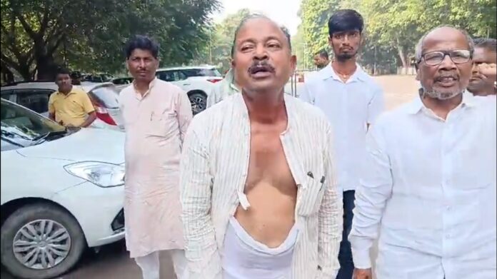 राजद नेता का राबड़ी आवास पर हाई वोल्टेज प्रदर्शन