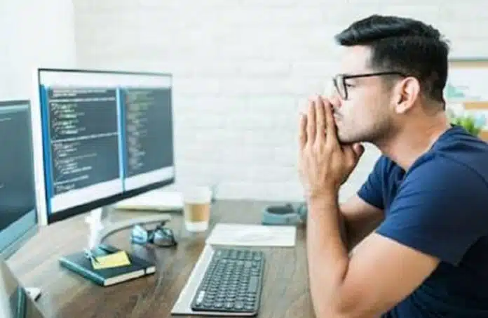 यूपी में दो बड़ी भर्तियां निकलीं यूपी में दो बड़ी भर्तियां निकलीं