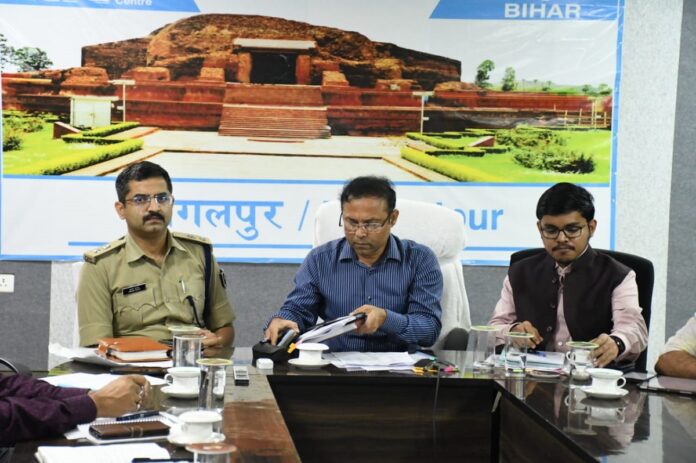 क्षेत्र-बदर अपराधियों पर सख्त निगरानी