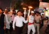 समाहरणालय परिसर से मशाल जुलूस निकाला गया