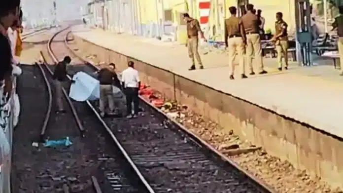 Mirzapur चुनार स्टेशन पर ट्रेन से कटे 6 यात्री