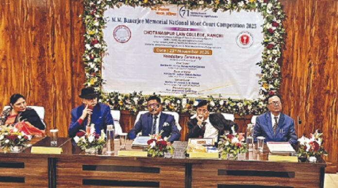 एनयूएसआरएल रांची को राष्ट्रीय मूट कोर्ट का खिताब